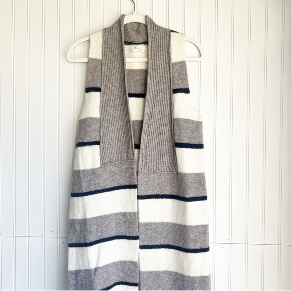 Anthropologie Size XS Blue Gray Pencey Longline Striped Knit Cardigan Vest - Picture 4 of 8